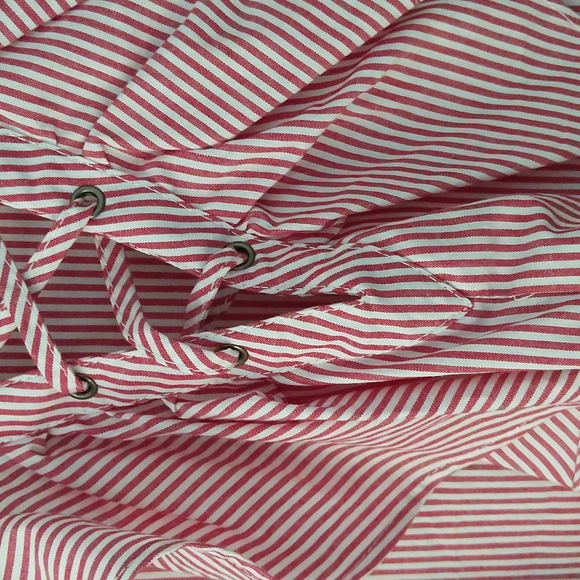 🏖️🌴 No Comment red and white candy stripe top ruffles front tie - Picture 5 of 9